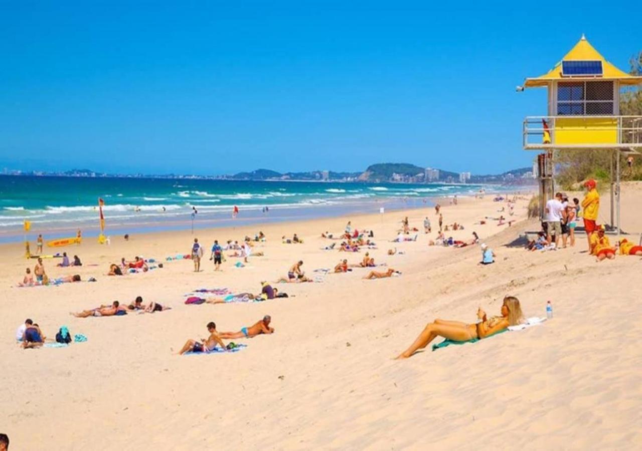 Location Location Location - Broadbeach :) 골드코스트 외부 사진