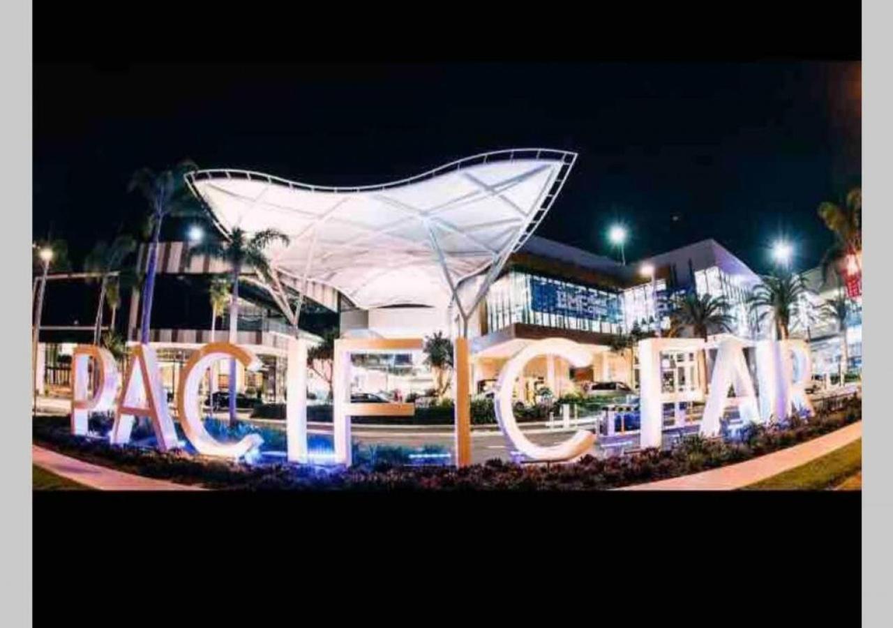 Location Location Location - Broadbeach :) 골드코스트 외부 사진