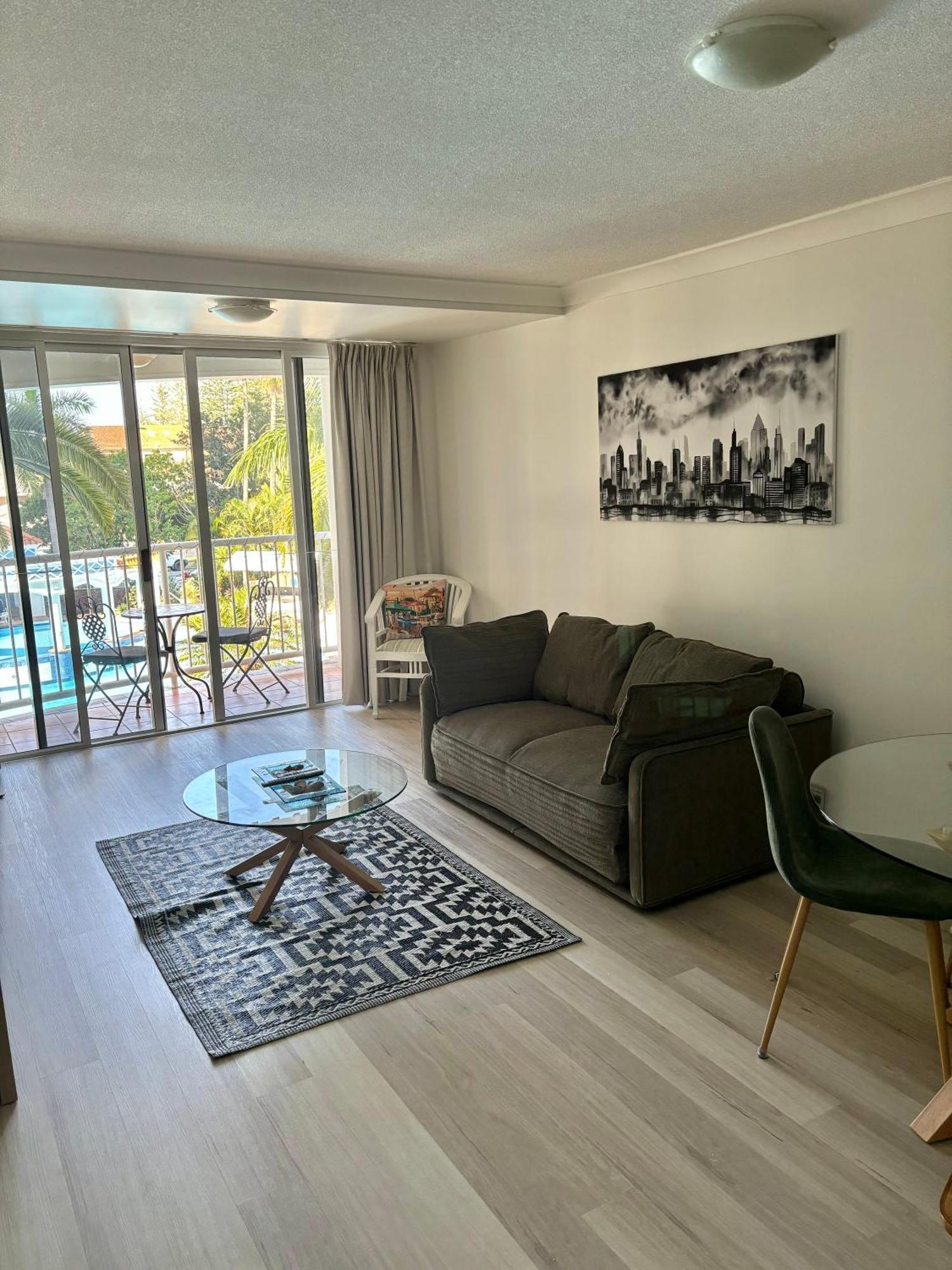 Location Location Location - Broadbeach :) 골드코스트 외부 사진